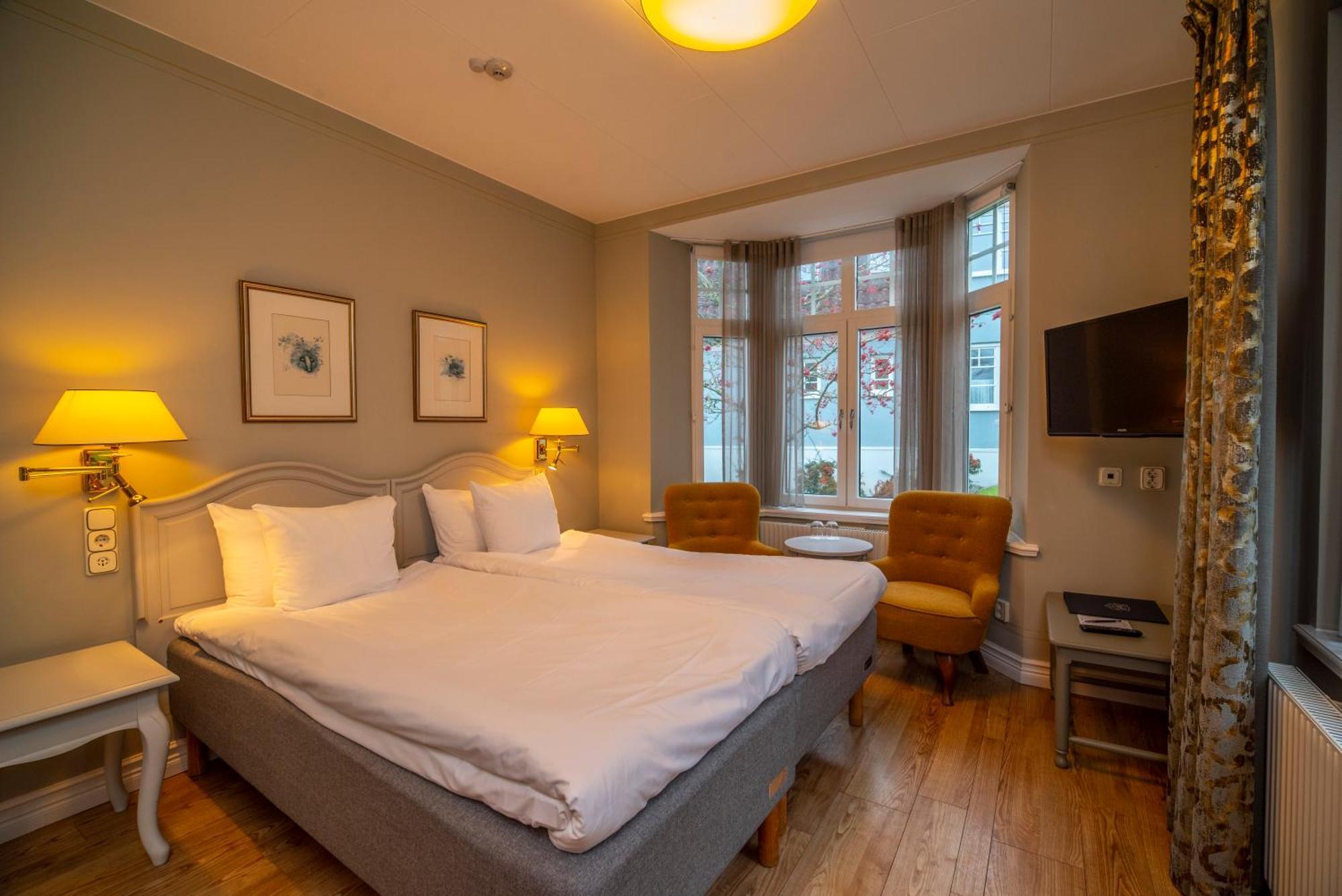 Hotel Rusthallargarden アーリルド エクステリア 写真
